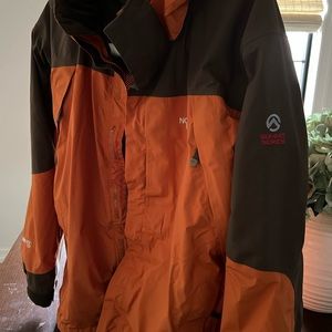 Men’s North Face wind breaker